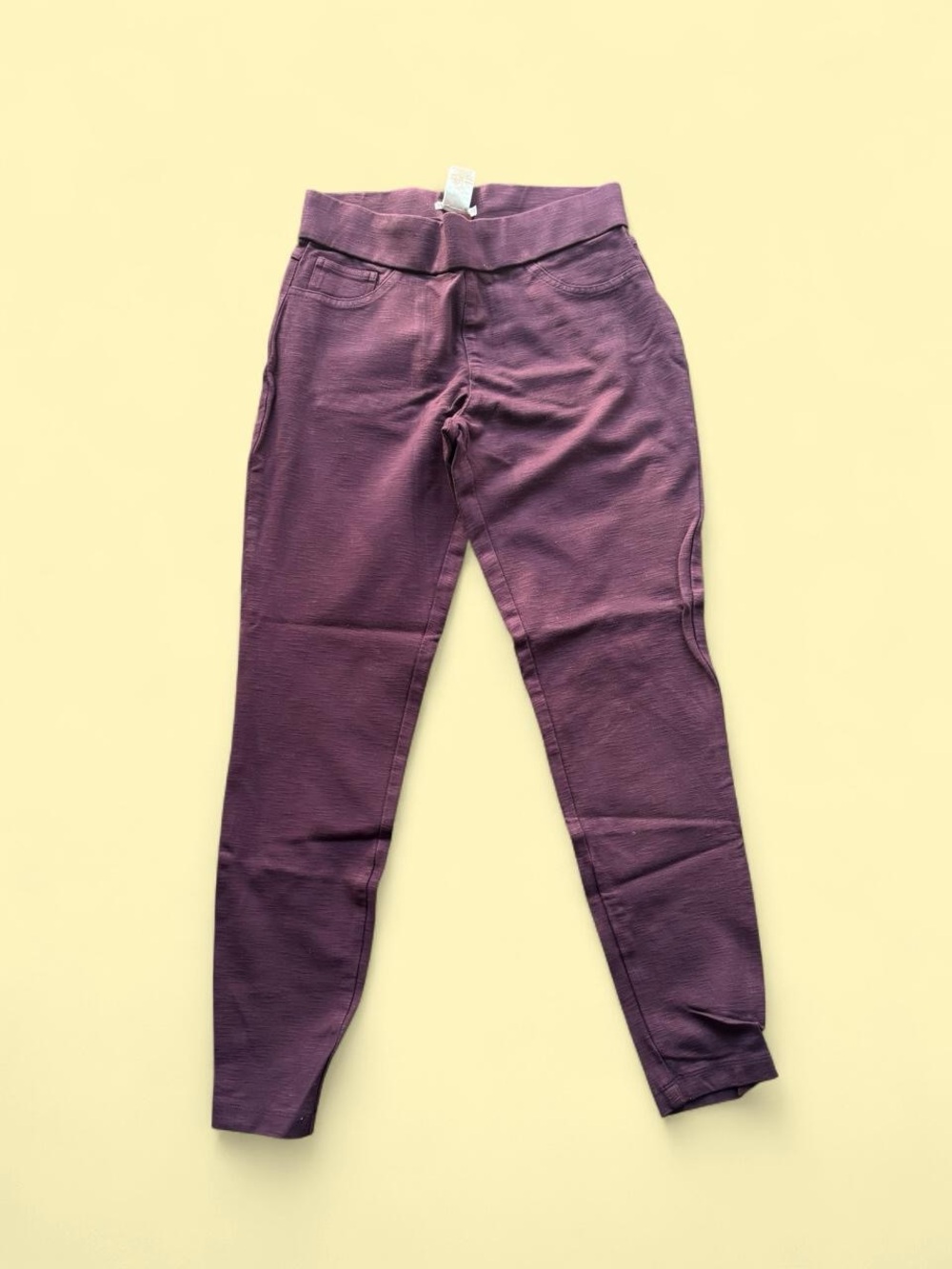 ✨Matty M burgundy casual  pants in a S✨